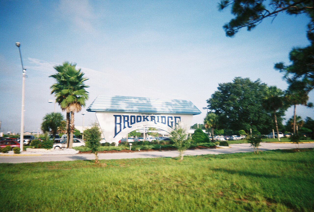 Entrance sign to the Brookridge community, Florida